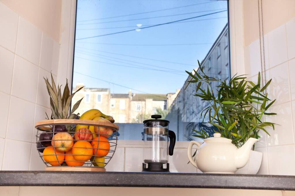 Snug - Logie Baird Apartment Helensburgh Exterior foto